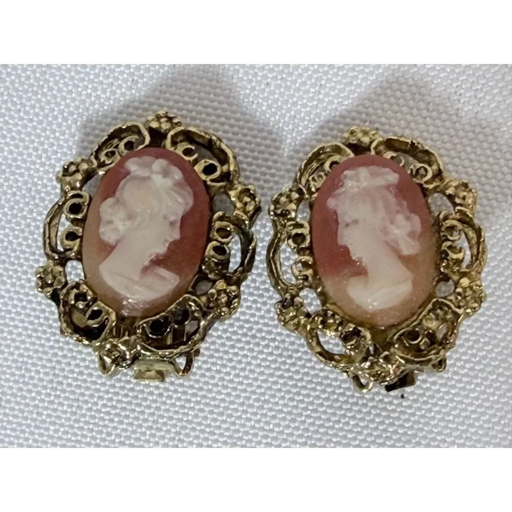 VTG Cameo Pink Resin Gold Tone Filigree Clip on Earrings Pin Brooch Victorian